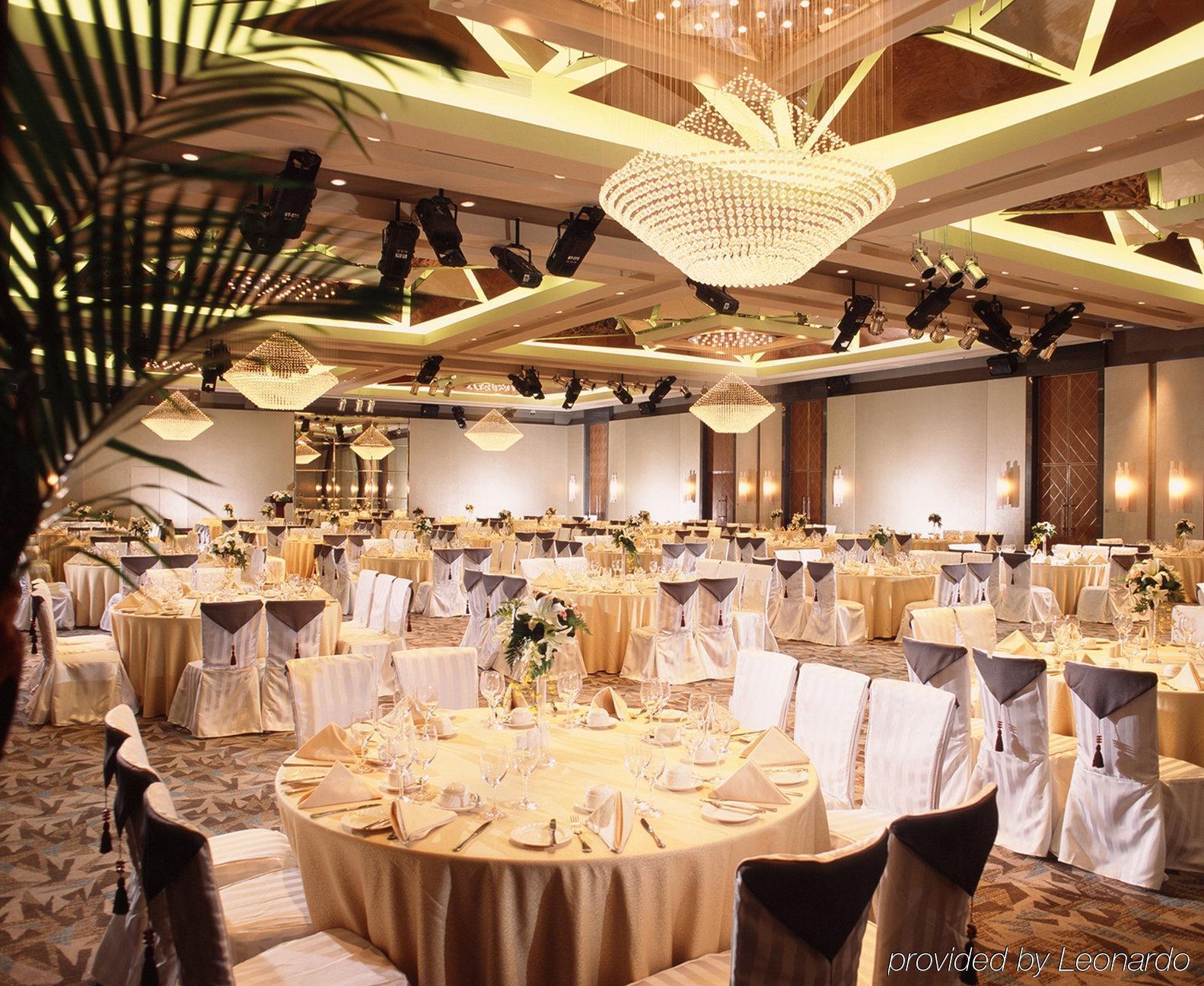 Hotel Nikko تيانجين المطعم الصورة The Grand Ballroom