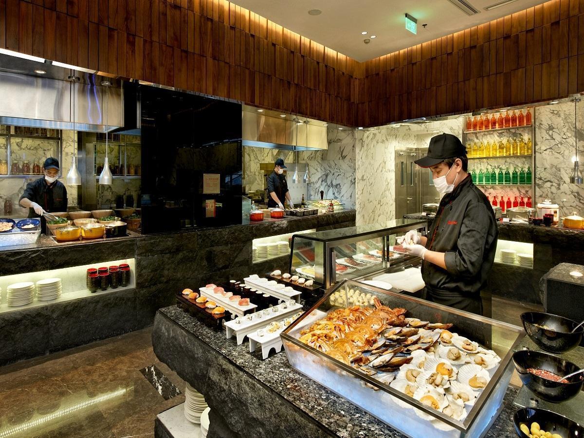 Hotel Nikko تيانجين المظهر الخارجي الصورة A live kitchen at a hotel