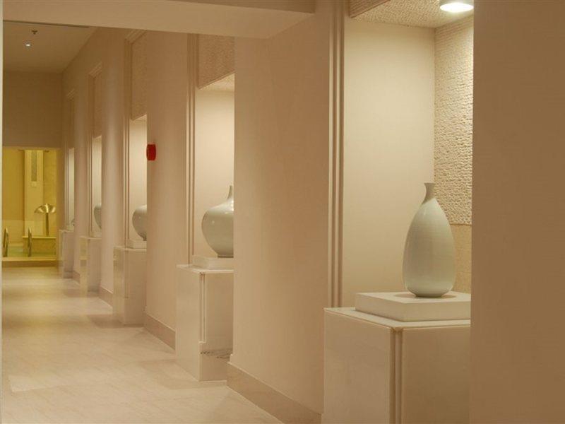 Hotel Nikko تيانجين المظهر الخارجي الصورة The interior of the spa at The Westin Boston Seaport District